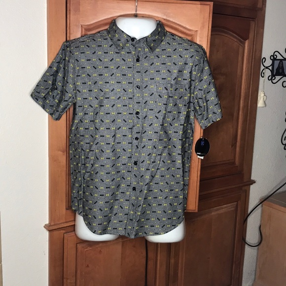 Batman Button Down Short Sleeve Shirt - Picture 1 of 7